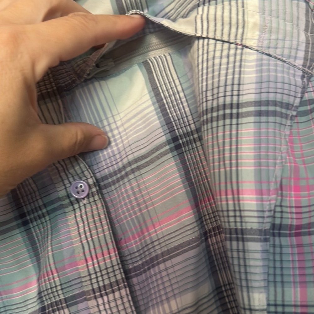 Columbia Button Down Shirt - Picture 3 of 10